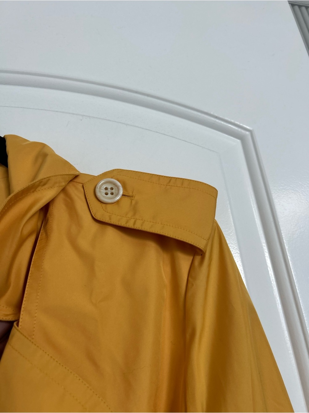 Lafayette 148 Mustard Yellow Trench Coat with Belt Size 8 Chic Fall Preppy 90s - Picture 12 of 16